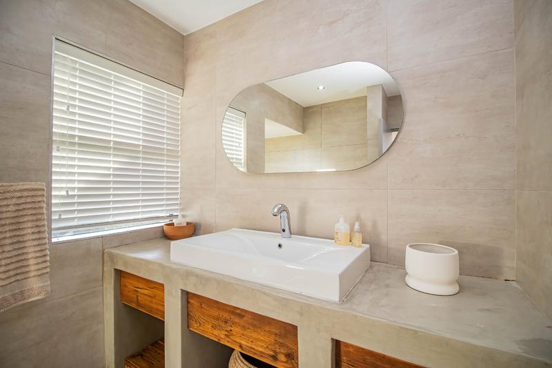 4 Bedroom Property for Sale in Pinnacle Point Golf Estate Western Cape